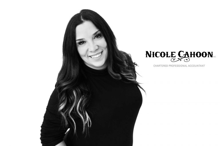 nicole cahoon headshot